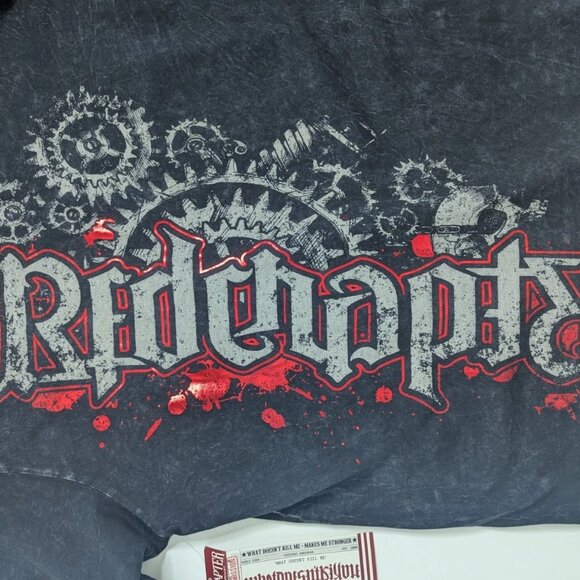 NWT Red Chapter “What Doesn’t Kill Me Makes Me Stronger” Graphic Tee Men’s M - Picture 5 of 10